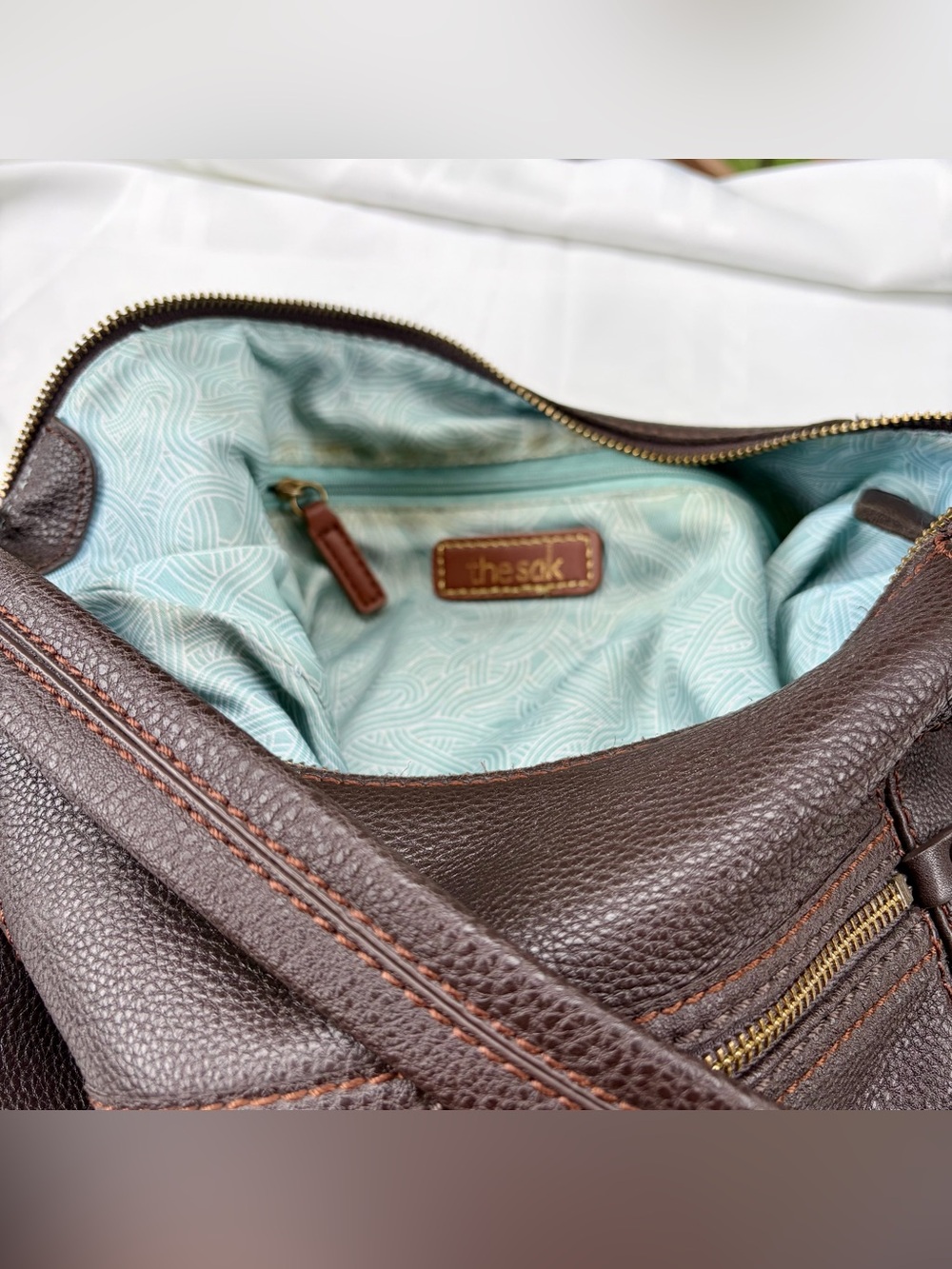The Sak Dark Brown Pebbled Leather Shoulder Bag - Picture 4 of 7